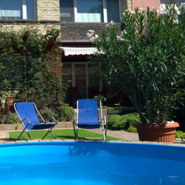 Lakásfelújítás - medence építés